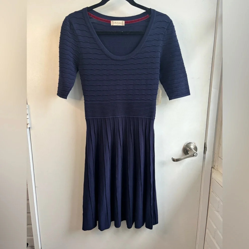 Altar’d State NEW WITH TAGS Navy Sweater Midi Dress medium workwear holiday‎